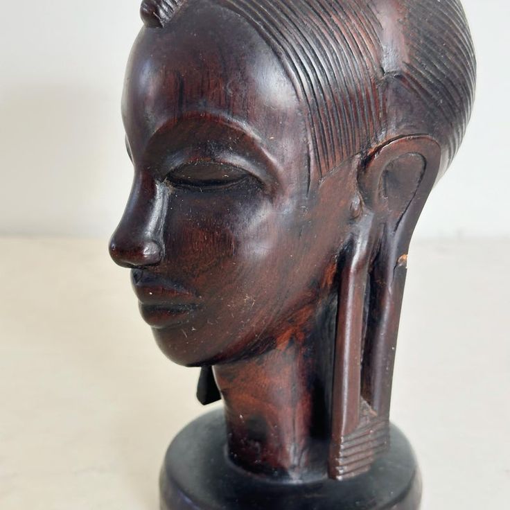 VINTAGE HAND CARVED AFRICAN