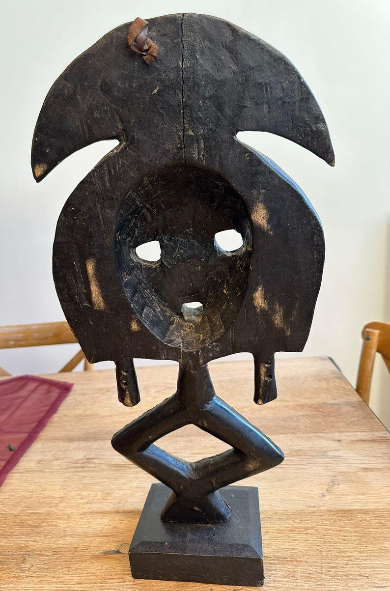 BENIN WOODEN FIGURE