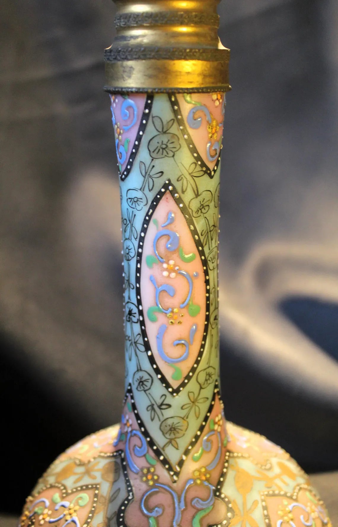 THOMAS WEBB, BUILBOUS VASE