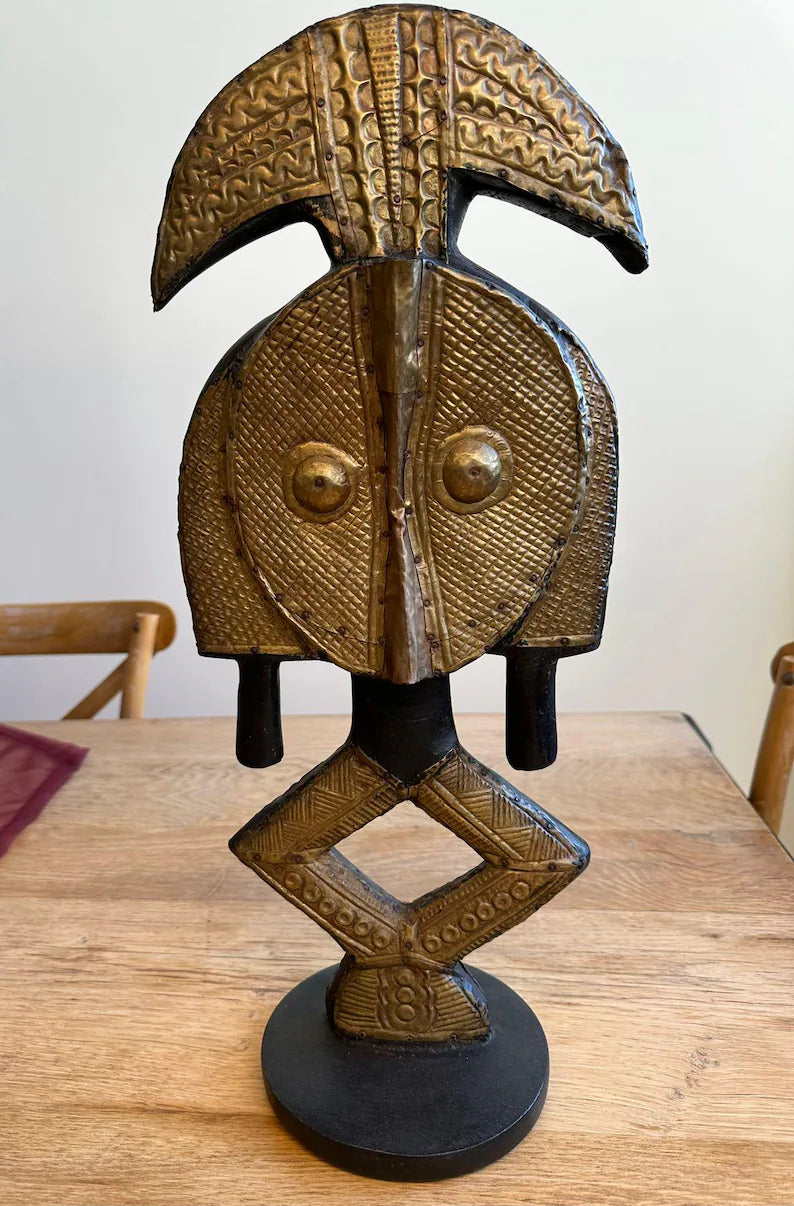 BENIN WOODEN FIGURE